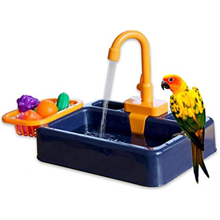 鳥水浴び容器バードバスタブ -オウムのおもちゃ，鳥の浴槽ボウル洗面器、180°回転可能な蛇口付きペット自動浴槽、小さなおもちゃ付きペットオウムフードフィーダー、セキセイインコ牡丹鳥のウォーターシャワーおもちゃ