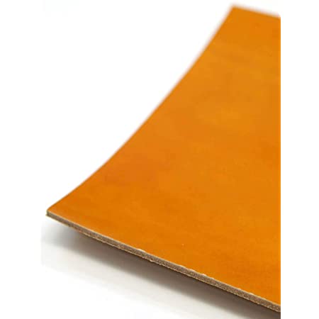 ヌメ床革 ナチュラル(生成り) 厚み約1.2~1.5ｍｍ 半裁サイズ200～250ds レザークラフト革材料